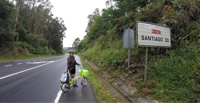 N-547 dirección Santiago de Compostela carretera-brompton-camino-santiago