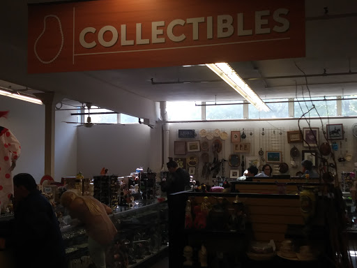 Thrift Store «Goodwill», reviews and photos