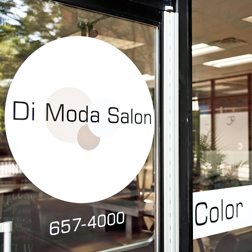 Di Moda Salon