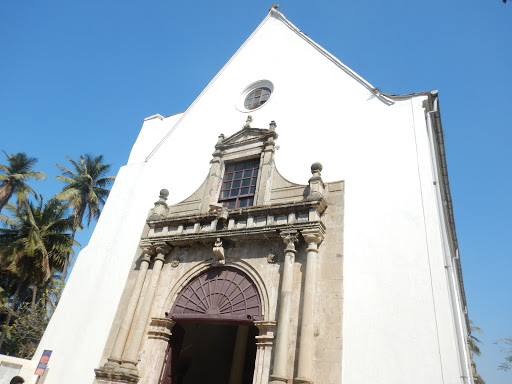 Basilica Of Bom Jesus Church, Manguerial Rd, Opp. Municipal Garden, Fort Area, Moti Daman, Daman, Daman and Diu 396220, India, Church, state DD