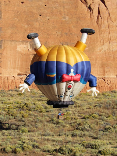 NancyBallooningatRedRock-2-2015-10-13-10-23.jpg