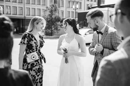 Fotógrafo de casamento Irina Popenko (popenochka). Foto de 8 de abril