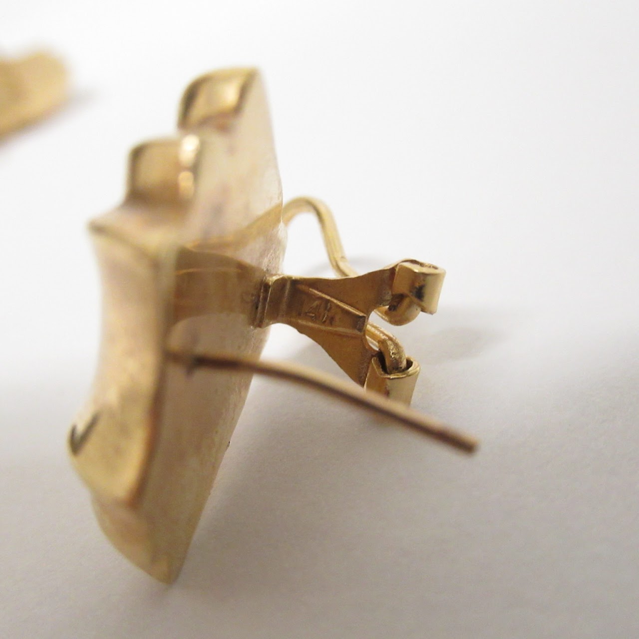 14K Gold Tapered Earrings