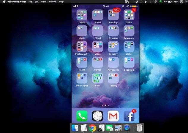 iPhone in screencast sullo schermo del desktop del Mac