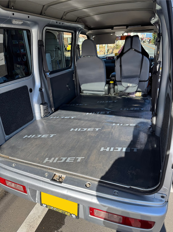 ハイゼットカーゴの洗車・洗車納め・スノーメンブラック・makita・ケルヒャー高圧洗浄機に関するカスタム事例の投稿画像4枚目
