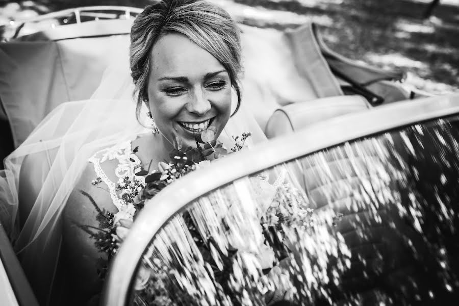 Wedding photographer Denise Leuveld (leuveld). Photo of 4 May 2023