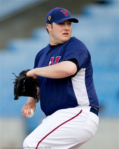 Victoria Baseball Blog: Jeff Duda with Québec Capitales