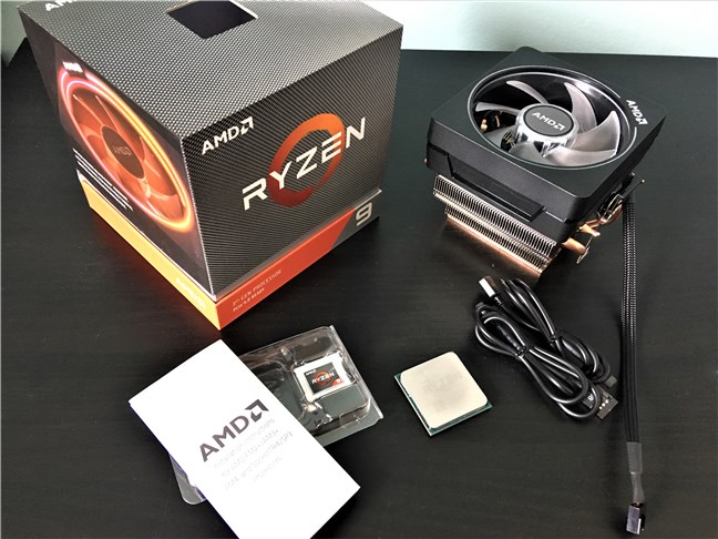 AMD Ryzen 9 3900X - 상자 안의 내용물