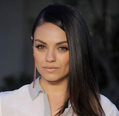 Mila Kunis Whatsapp Dp Images