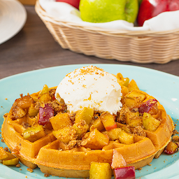 Apple Crumble Waffle