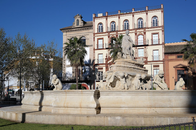 SEVILLA CON OLOR A AZAHAR - Blogs de España - TOUR A PIE, SANTA CRUZ, ALCÁZAR (1)