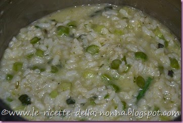 Risotto con asparagi selvatici e cipollotto fresco (7)