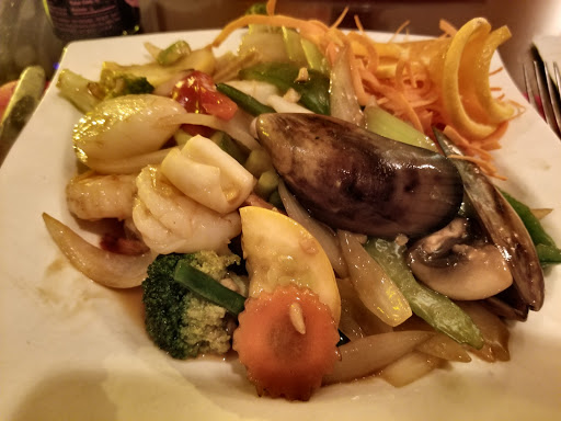 Thai Restaurant «Wild Ginger Thai Cuisine», reviews and photos, 124 Washington St #1, Norwell, MA 02061, USA