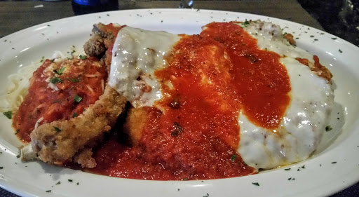 Italian Restaurant «Tre Scalini Restaurant», reviews and photos, 100 Wooster St, New Haven, CT 06511, USA