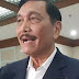 Samperin Rocky Gerung, Opung Luhut: Anda Kritik Saya, Anda Juga Kritik Presiden Jokowi, Saya Lihat Anda Ini….