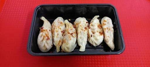 Chicken Peri Peri Momos