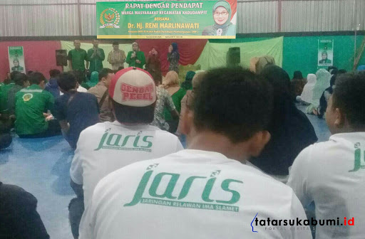 
Reni Marlinawati Gelar Rapat Dengar Pendapat Bersama Konstituen PPP Kota Sukabumi
