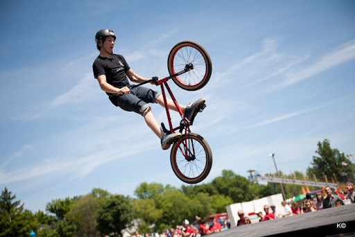 IMAGE: https://lh3.googleusercontent.com/-ujBvbkf17Gg/Tg42qODI-aI/AAAAAAAAVSo/sLcmbeCKPbE/_MG_8734.jpg