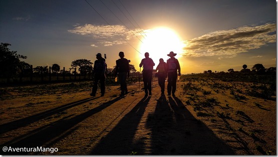 Caminhando no início da manhã