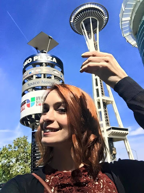 Felicia Day Dp Profile Pics