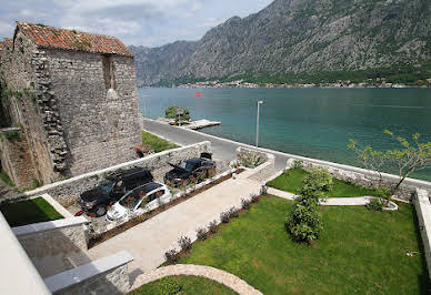 House with pool and terrace 5