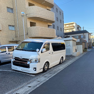 ハイエースバン