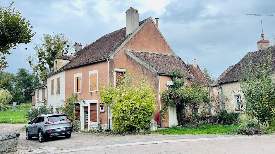 Vente maison 4 pièces 67.3 m² à Villiers-sur-Yonne (58500), 60 000 €