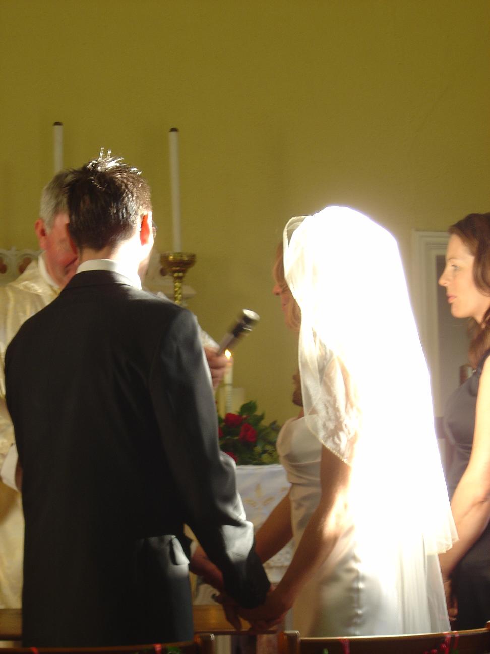 Album: 2006-12-Peter-and-Niamhs-Wedding: wicklow church 32