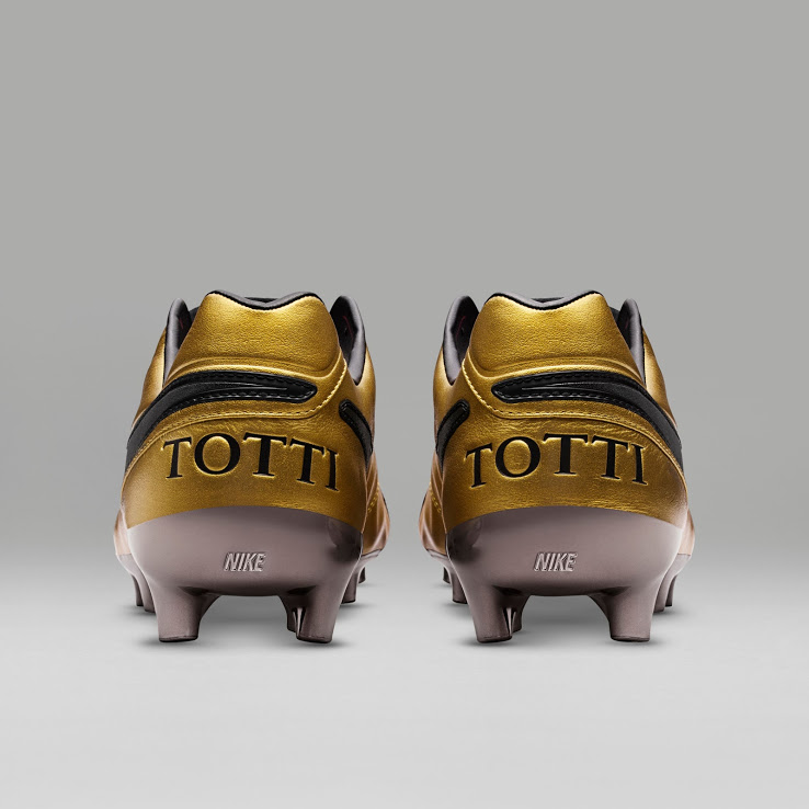 파일:limited-edition-nike-tiempo-totti-x-roma-boots (6).jpg