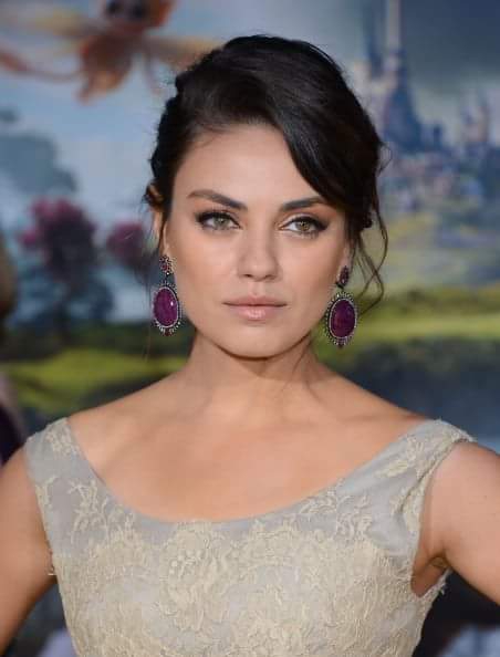 Mila Kunis Whatsapp Dp Images