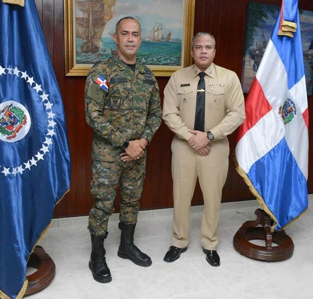 PRESIDENTE DE LA JUNTA DE RETIRO DE LAS FUERZAS ARMADAS REALIZA VISITA DE CORTESÍA AL COMANDANTE GENERAL DE LA ARMADA DE REPÚBLICA DOMINICANA. 