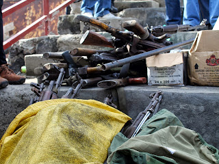 Armes et munitions récupérées lors de l'opération Ville sans armes à Goma. Novemvre 2014. Photo Radio Okapi/Sifa Maguru