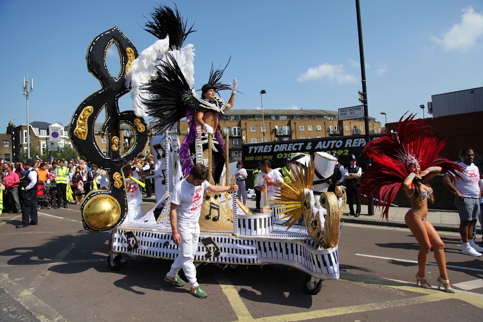 London. Notting Hill Carnival 2013. Люди и лица.