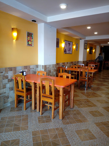 Los Candiles, Francisco I. Madero 13 int. A, Centro, 91270 Perote, Ver., México, Restaurantes o cafeterías | VER