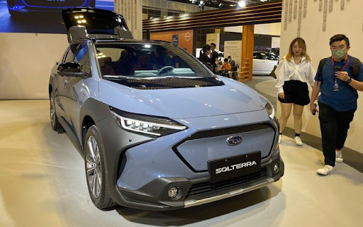 Subaru đưa Solterra - SUV điện đầu tiên <a href=