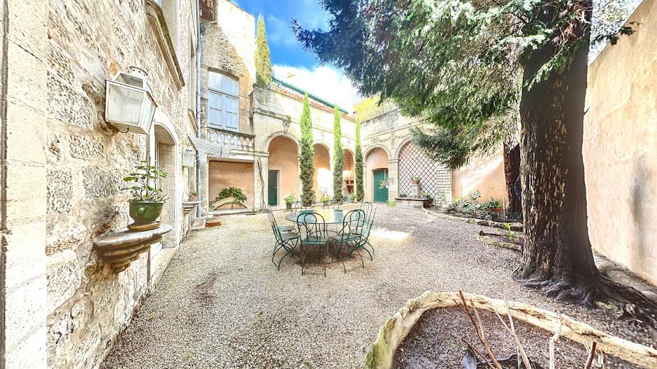 Vente propriété 7 pièces 228 m² à Avignon (84000), 1 290 000 €