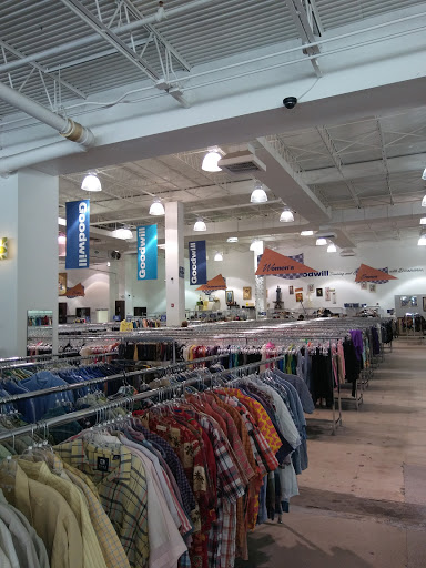 Thrift Store «Goodwill Superstore», reviews and photos