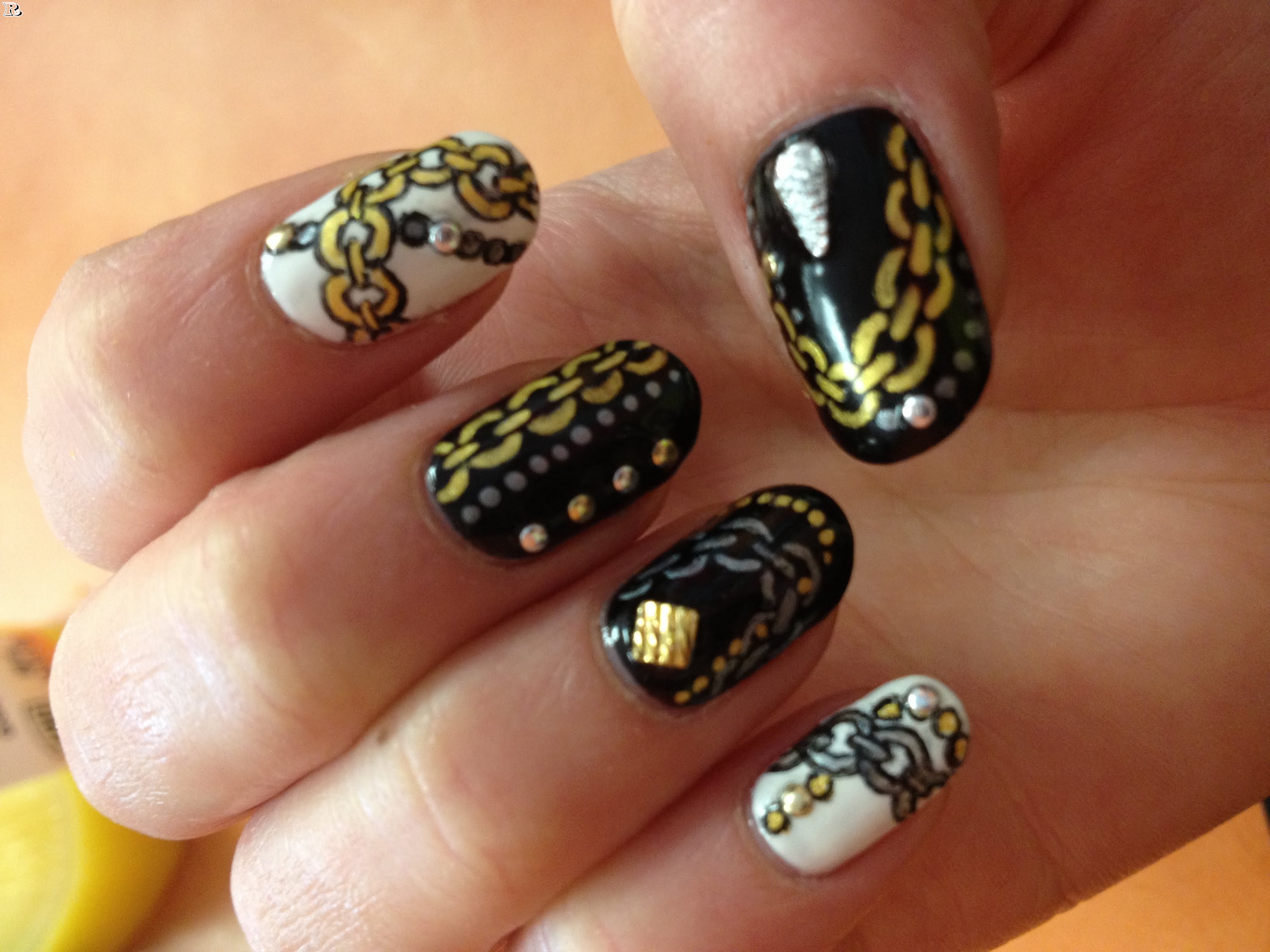 10. Bead Chain Nail Art Trends - wide 1