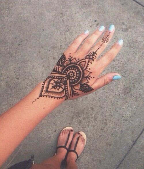 floral_tatuagem_de_henna_design