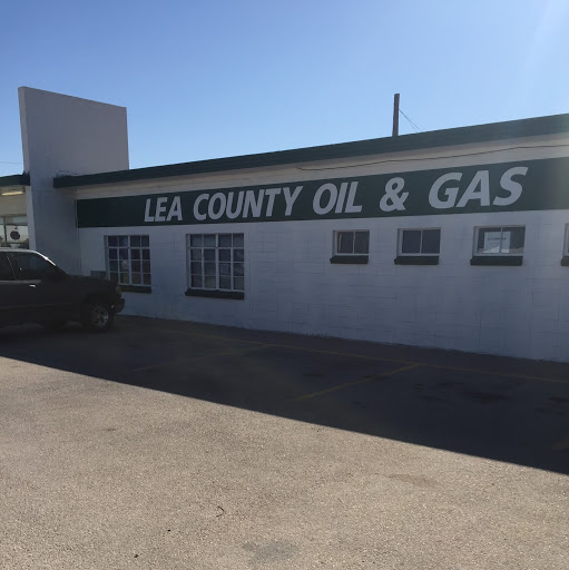 Lea County Oil & Gas logo