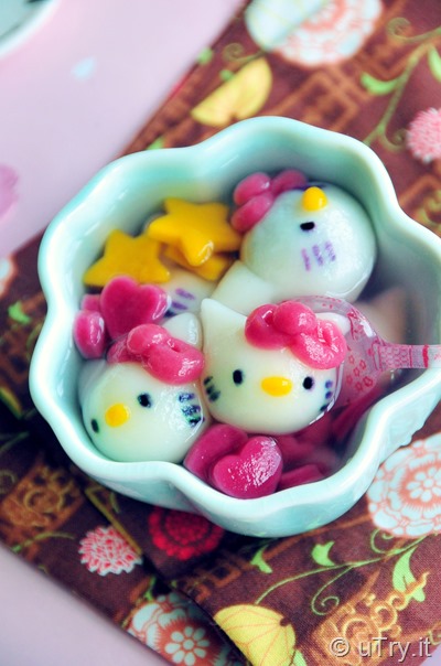 Hello Kitty Red Bean Dumplings (凱蒂貓紅豆湯丸) for Chinese New Year  http://uTry.it