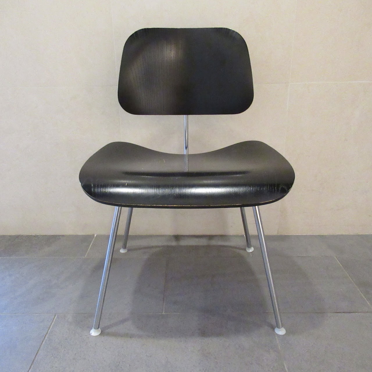 Herman Miller Eames Molded Plywood Chair