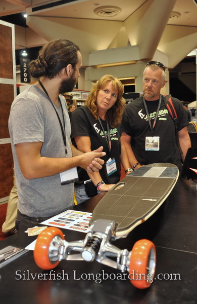 Le GroundSurf, un surfboard électrique à 3 roues ASR09SeptDay1EB50_resize