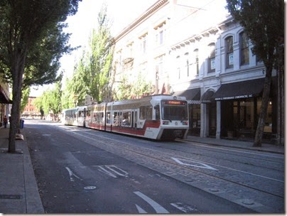 IMG_3625 TriMet MAX Type 2 Siemens SD660 LRV #230 in Portland, Oregon on September 10, 2008