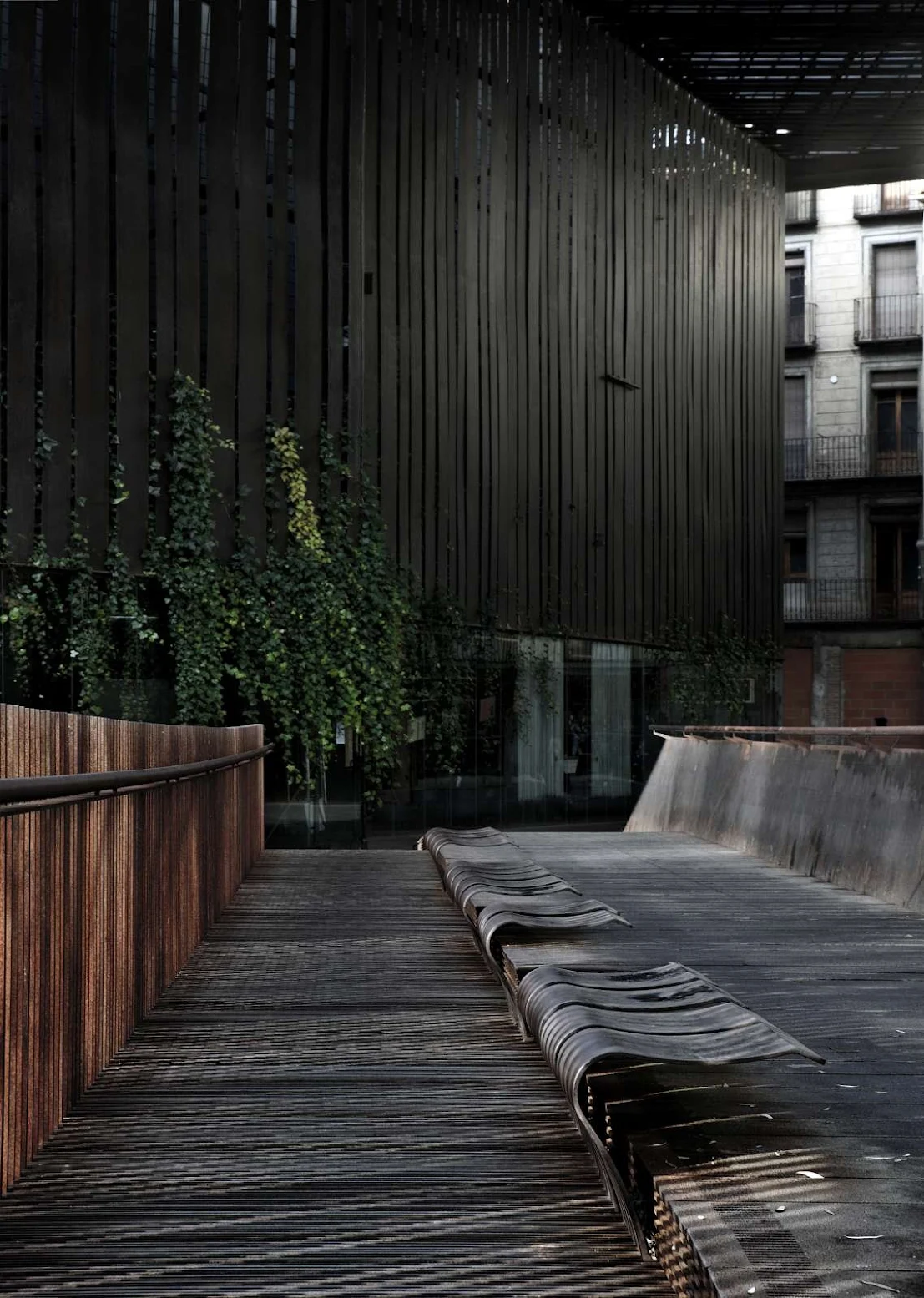 La Lira by RCR Arquitectes