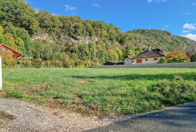  Vente Terrain à bâtir - 850m² à Saint-Benoît (01300) 