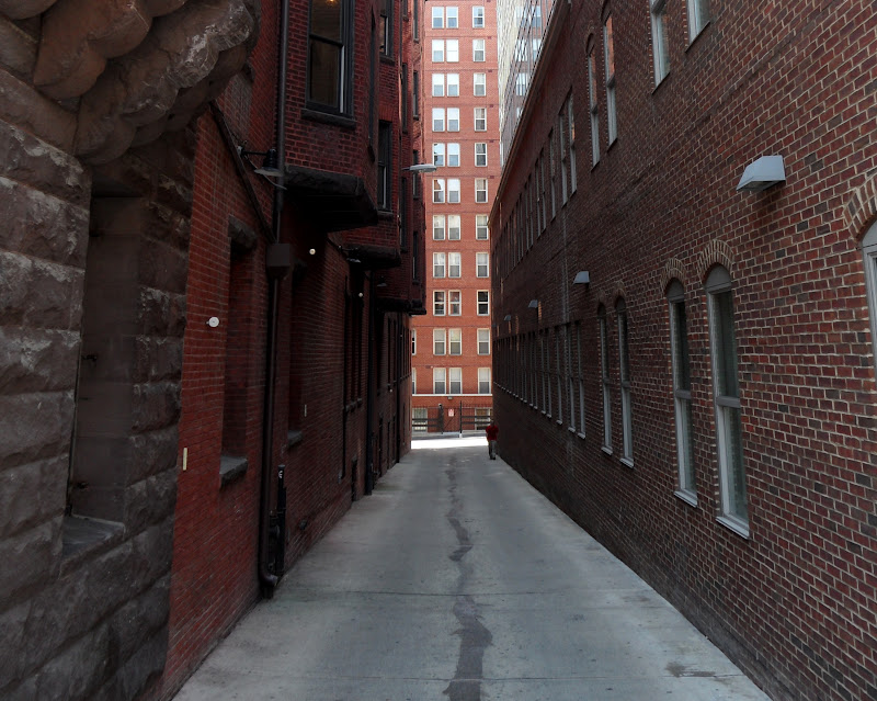 Alley_Landscape.JPG