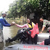 "Peduli Bencana Banjir" Persit Koramil Tambakromo Bagikan 225 Paket Nasi Di Desa Banjarsari
