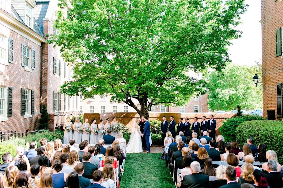 Fotógrafo de casamento Megan Kerns (megankerns). Foto de 8 de setembro 2019