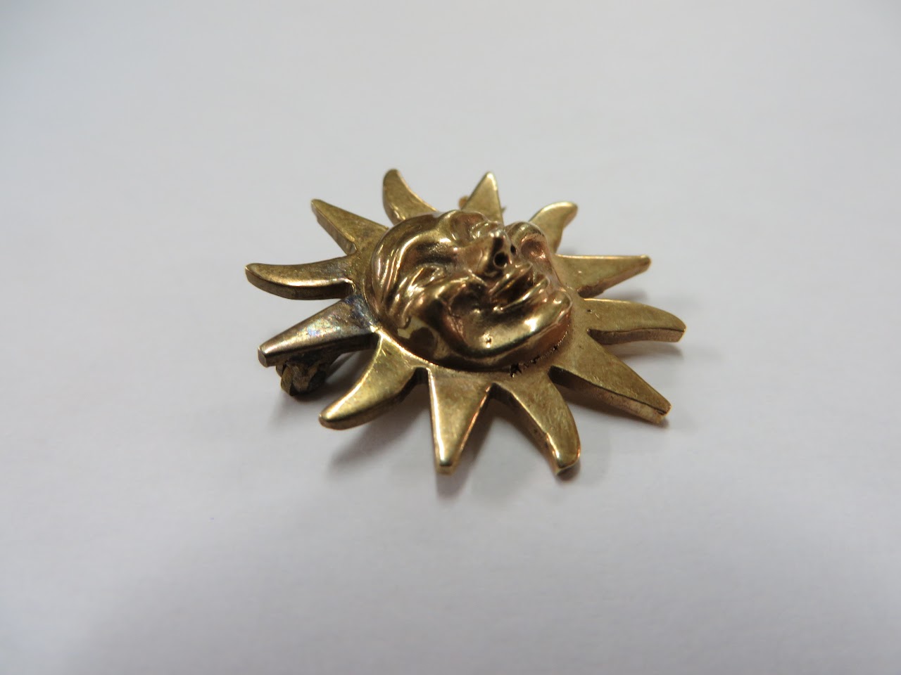 14 K Gold Sun Brooch